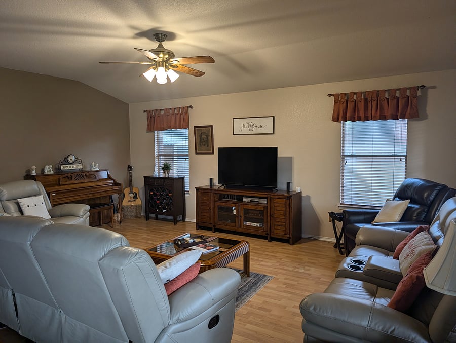 Living area with Smart TV