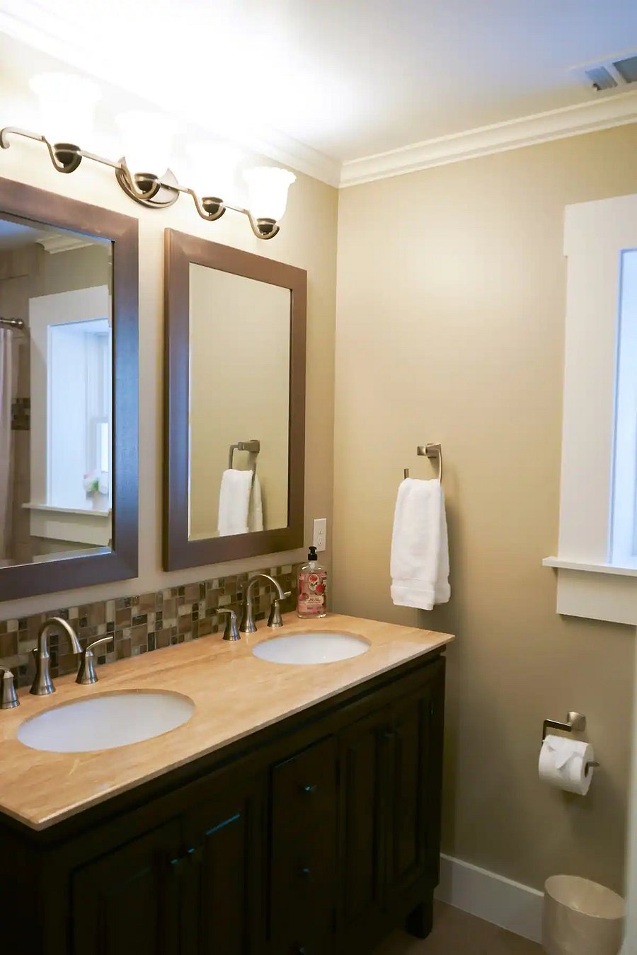 Furnished Finder property 715298_1 photo 18