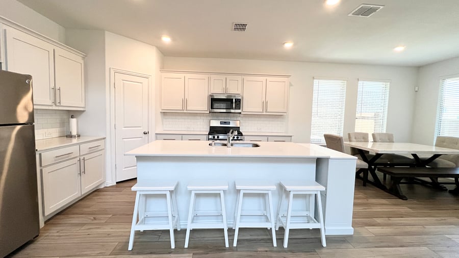 Furnished Finder property 715320_1 photo 8