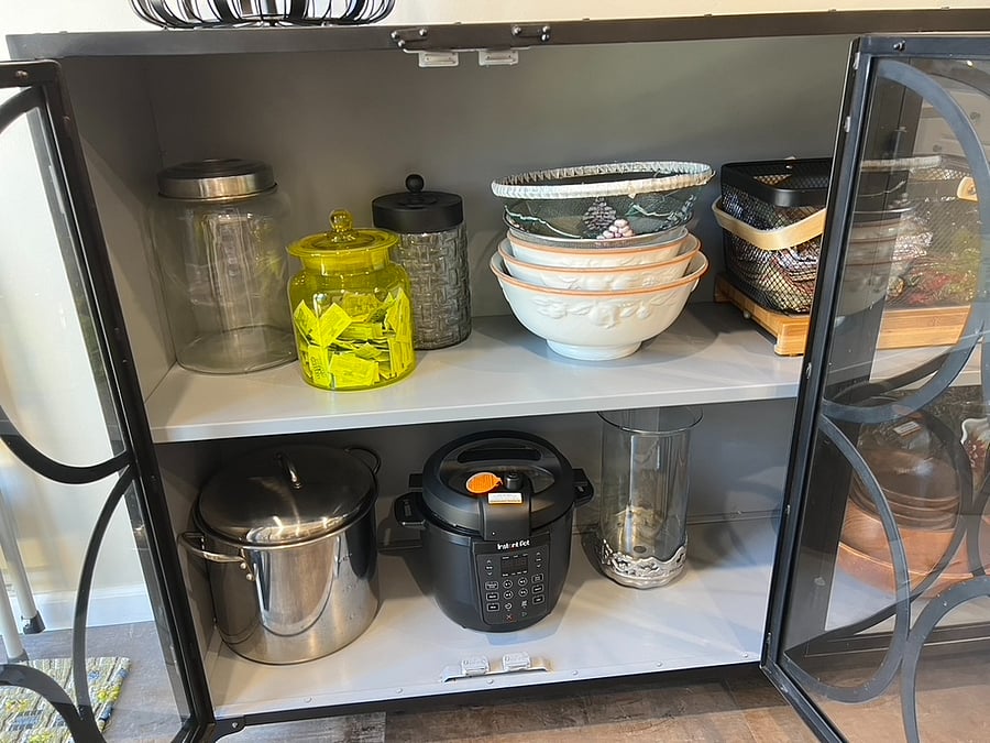 InstaPot, stock pot, etc.

