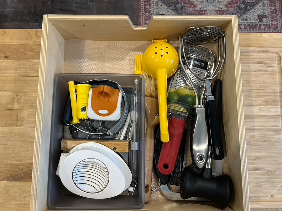 Cooking utensils
