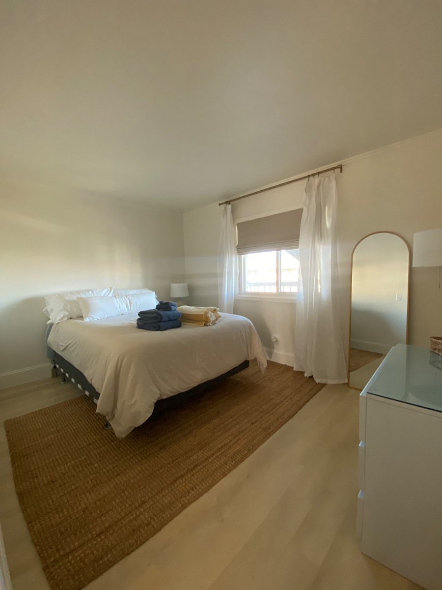 Guest Bed (Queen)