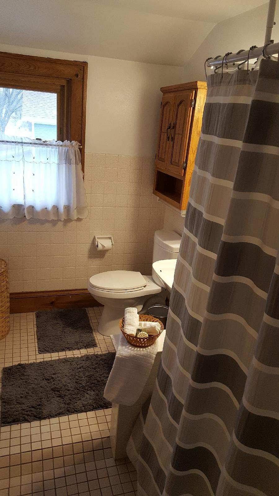 Upstairs bathroom