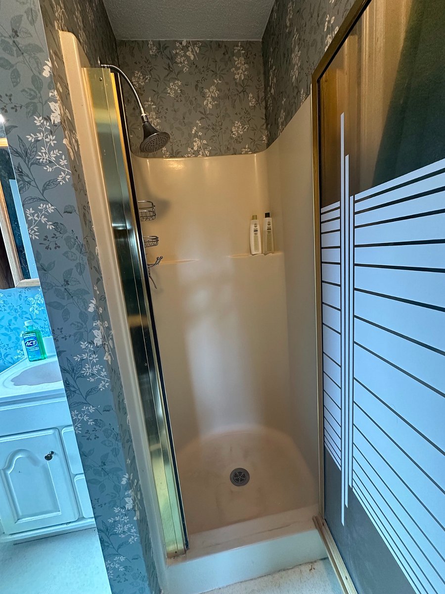 Shower in master bath.   ~ Wonderful shower head and water pressure!