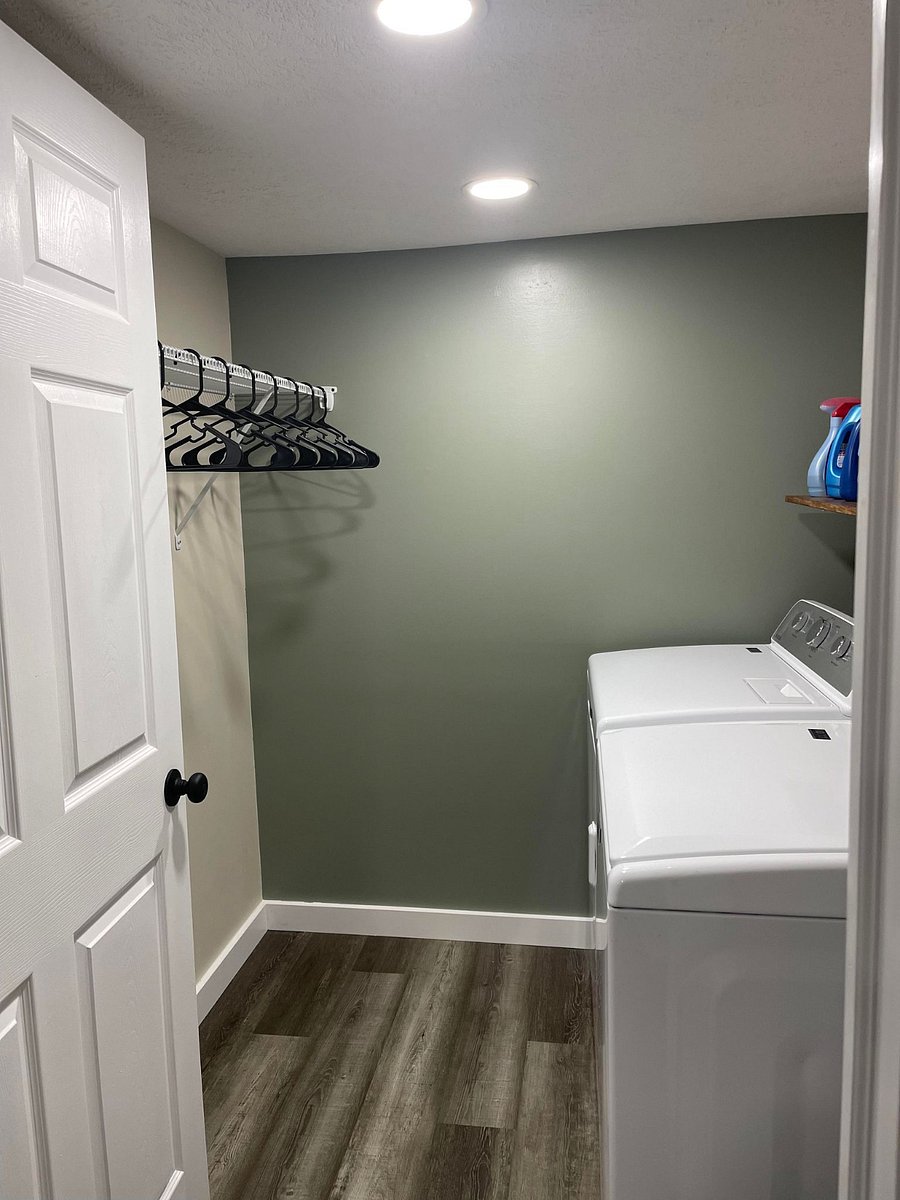 Furnished Finder property 715450_1 photo 24
