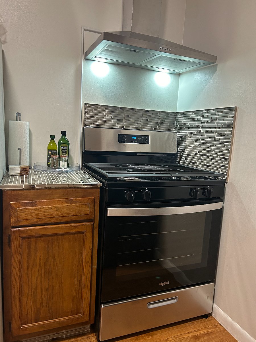 Recent upgrade new hood range & stove 9/2024
