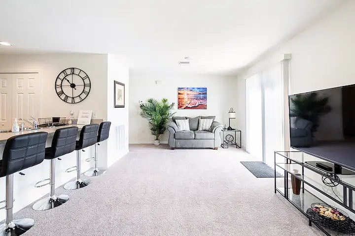 Furnished Finder property 715546_1 photo 3