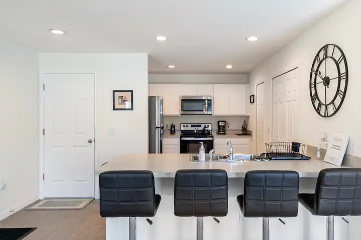 Furnished Finder property 715546_1 photo 9