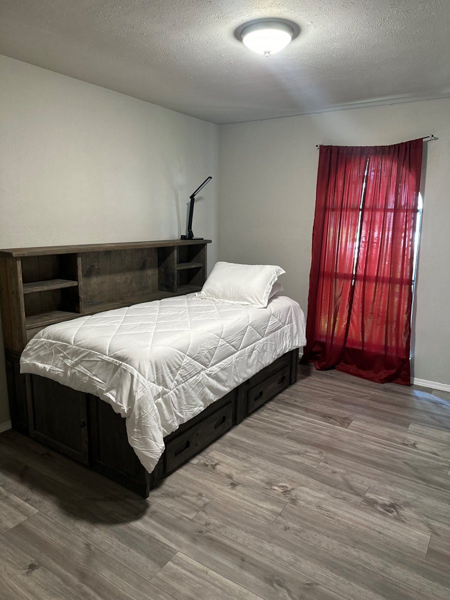 Furnished Finder property 715553_1 photo 8
