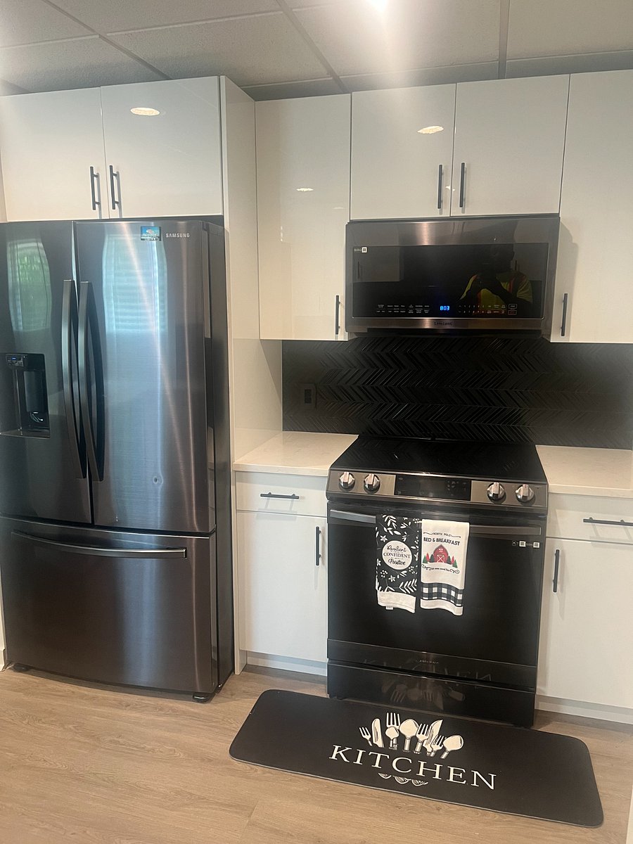 Furnished Finder property 715578_1 photo 12