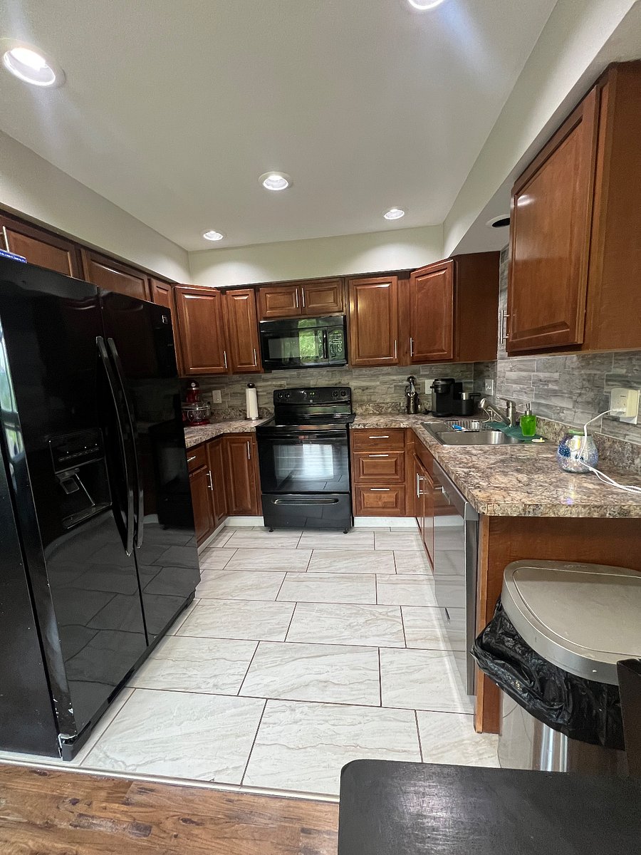 Furnished Finder property 715580_1 photo 4
