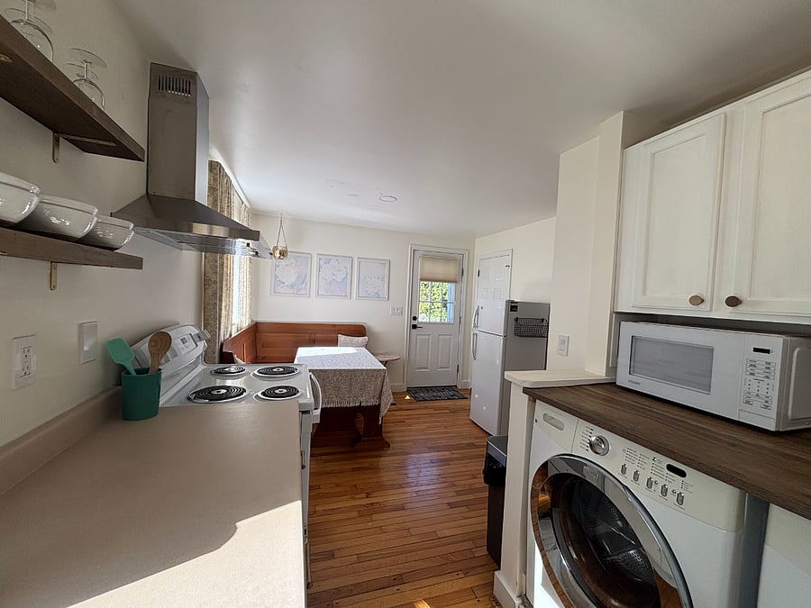 Furnished Finder property 715679_1 photo 7