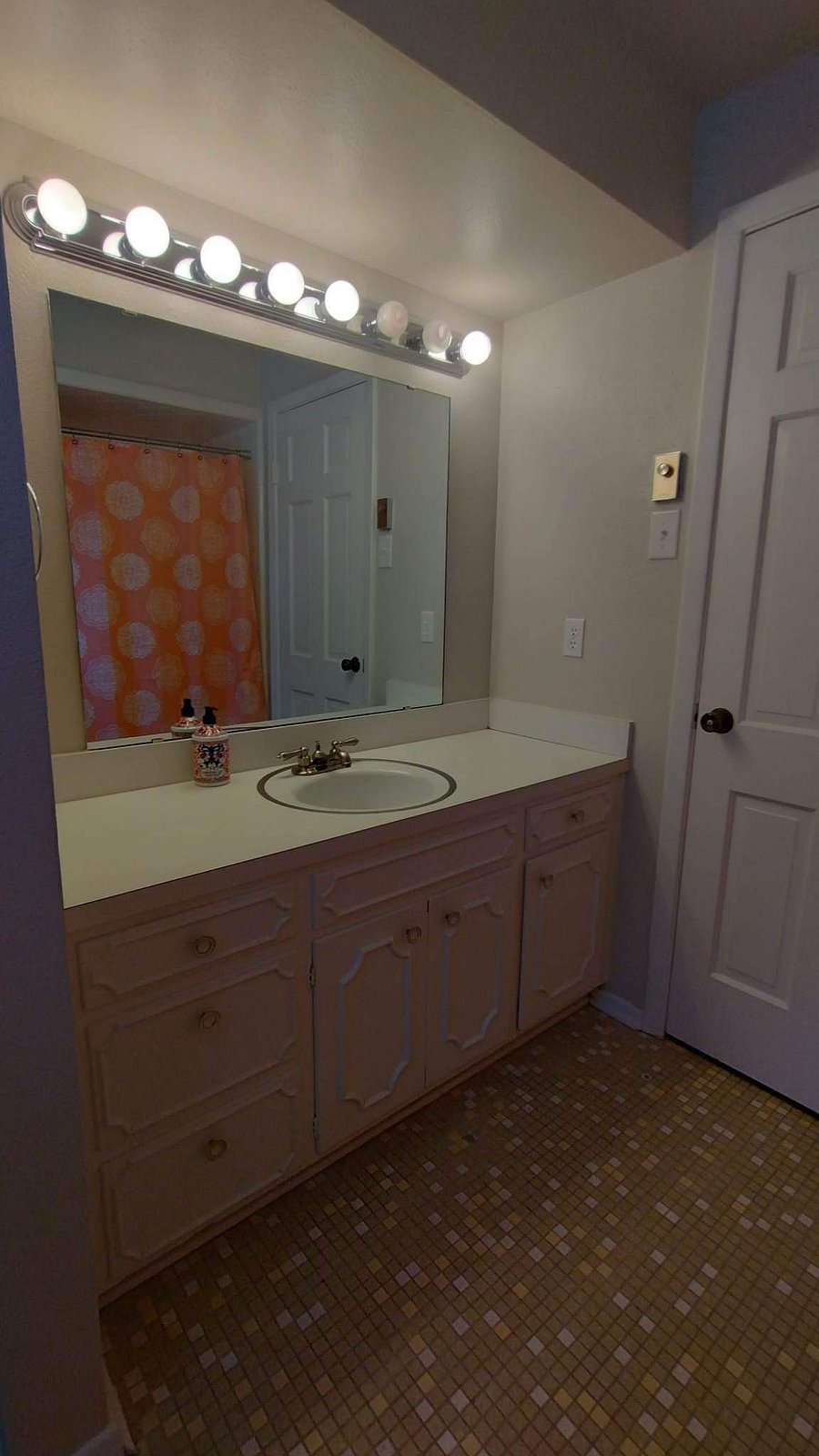 Furnished Finder property 715793_1 photo 9