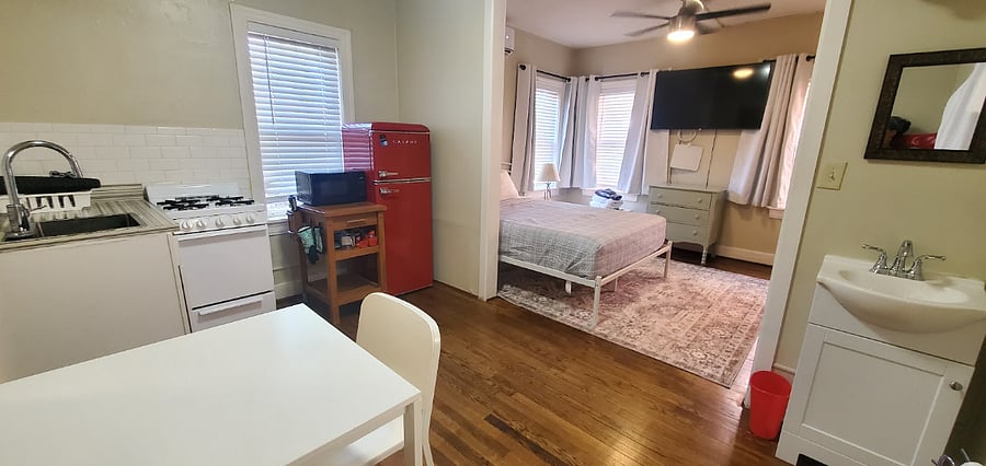 Furnished Finder property 715815_1 photo 24