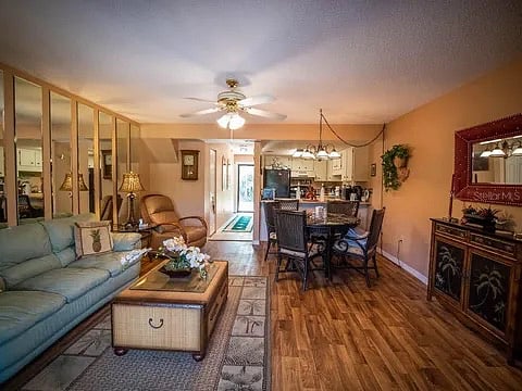 Furnished Finder property 715844_1 photo 7