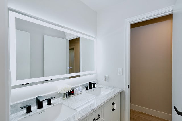 Furnished Finder property 715870_1 photo 15