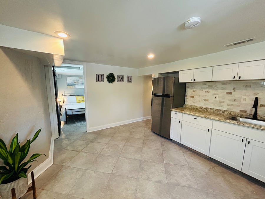 Furnished Finder property 715902_1 photo 3