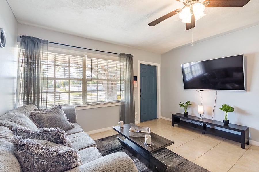 Furnished Finder property 715909_1 photo 3
