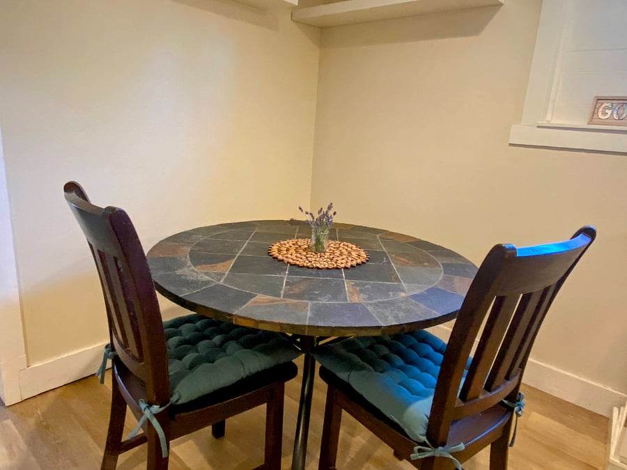 Breakfast nook