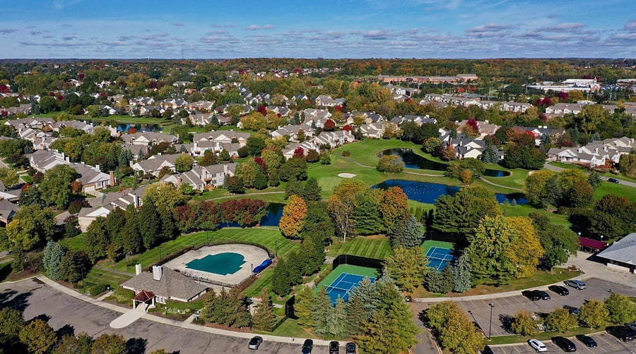 CCV Pool and tennis courts