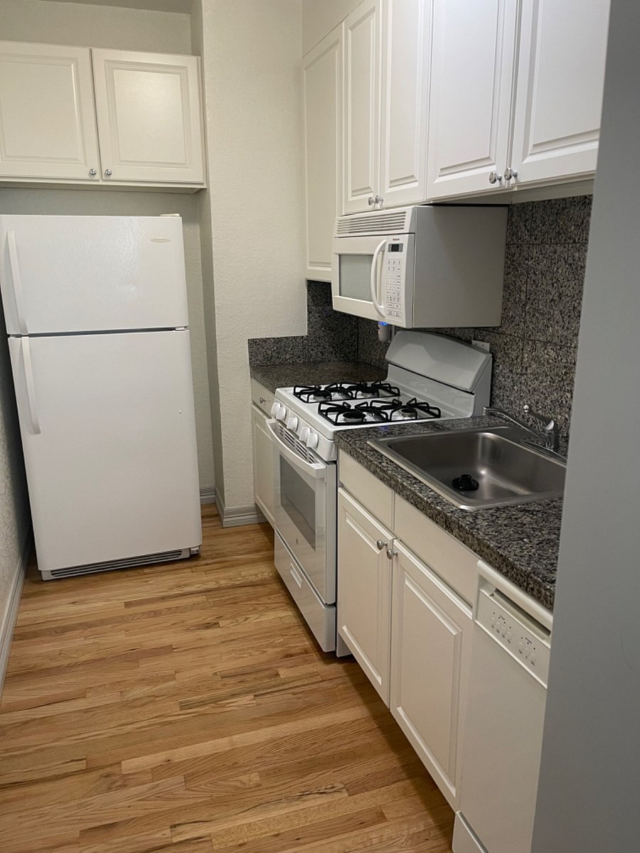 Furnished Finder property 715939_1 photo 3