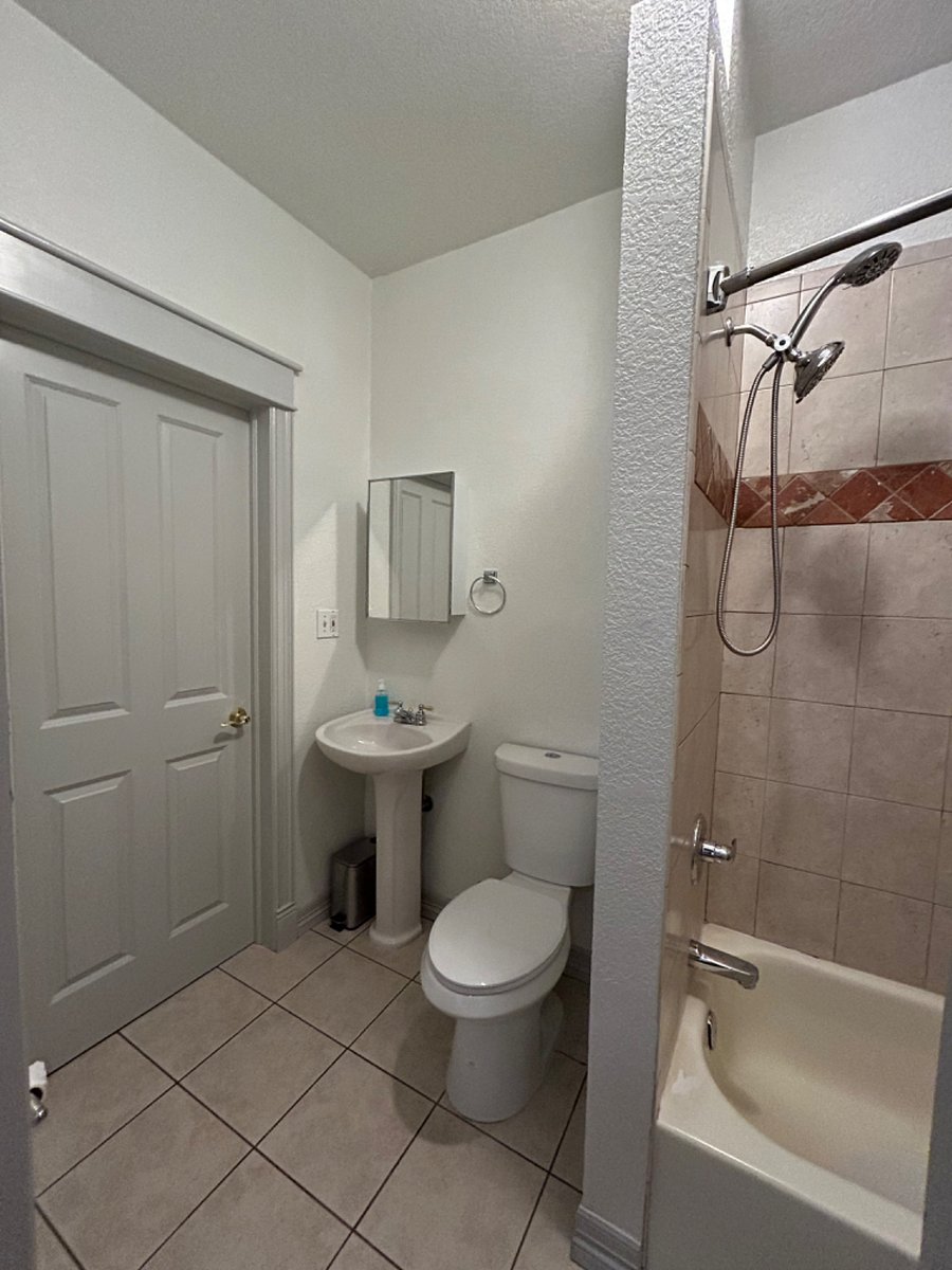 Furnished Finder property 715939_1 photo 7