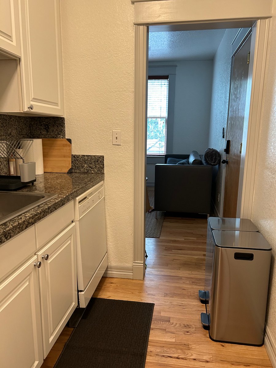 Furnished Finder property 715939_1 photo 10