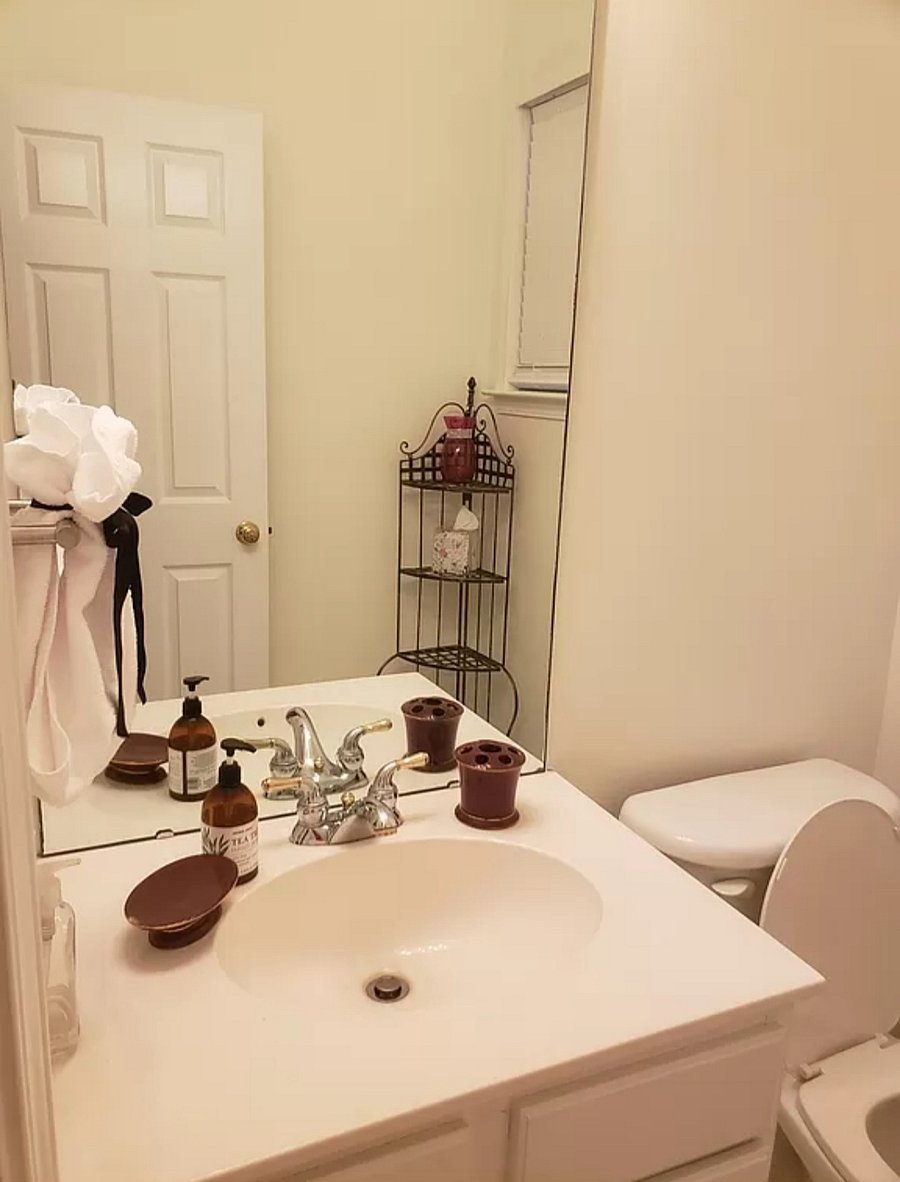 Furnished Finder property 715977_1 photo 8