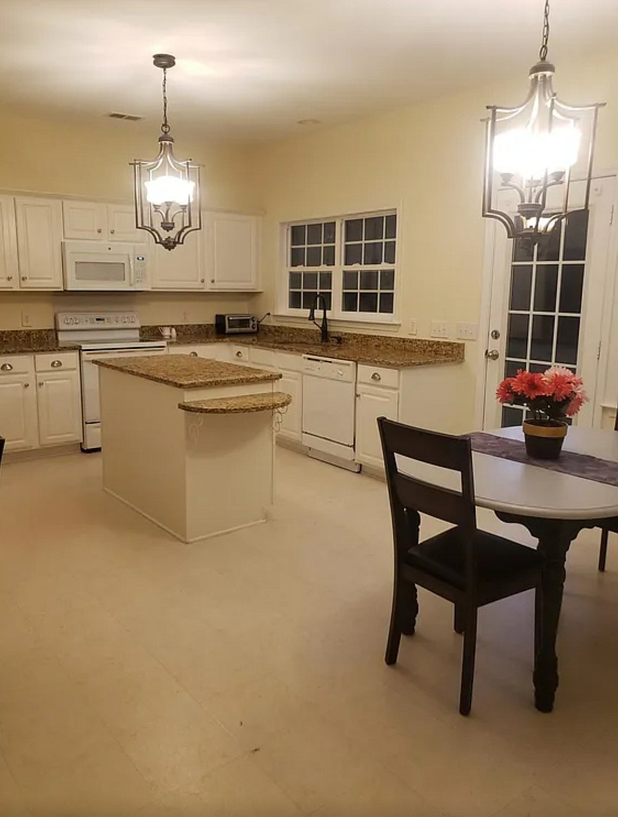 Furnished Finder property 715977_1 photo 28