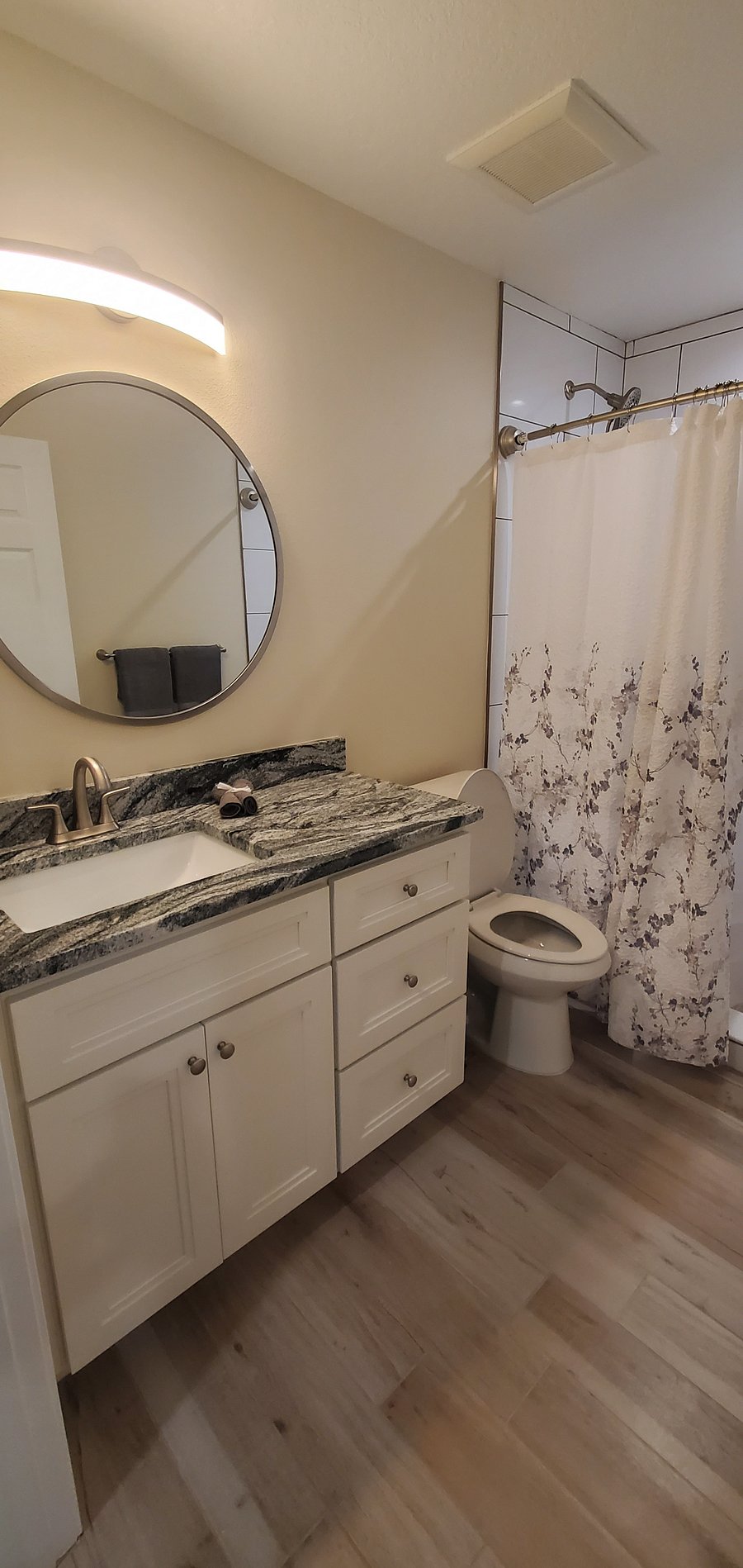 Full Bath