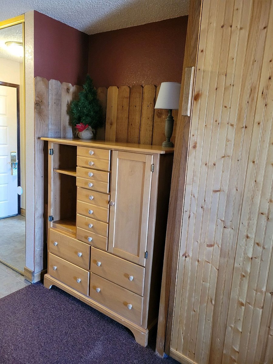 Furnished Finder property 716007_1 photo 8