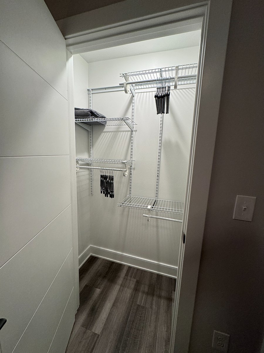 Furnished Finder property 716019_1 photo 22