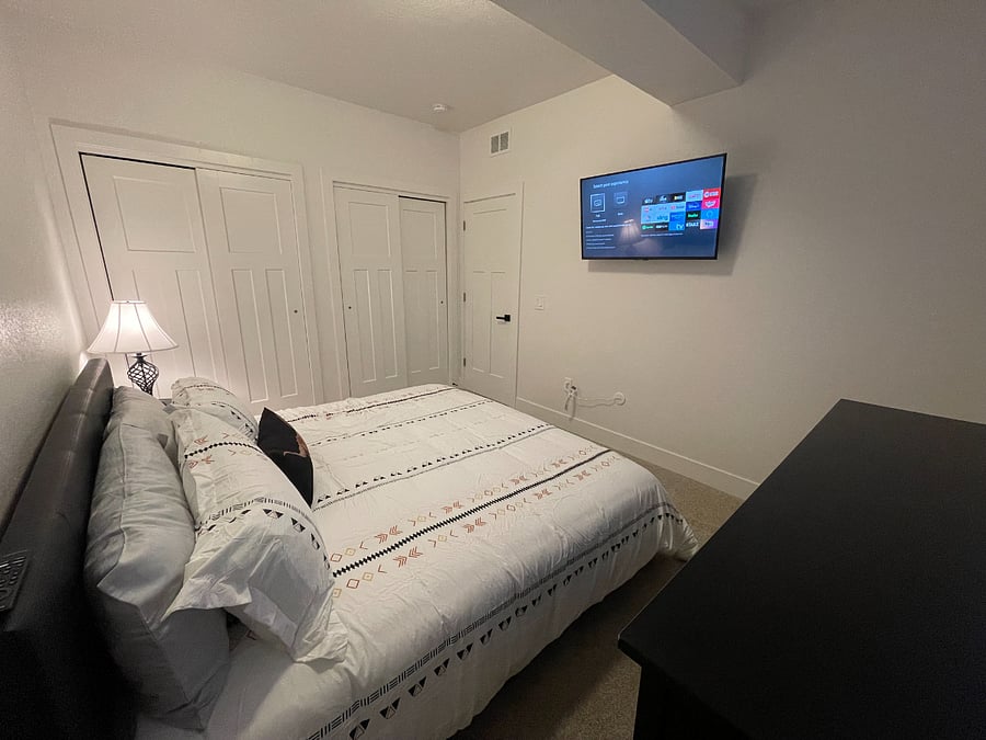 Suite #2, King Sized Bed