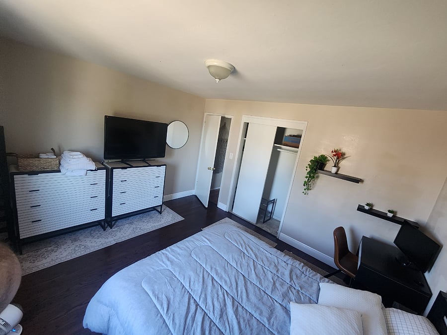 Furnished Finder property 716072_1 photo 3