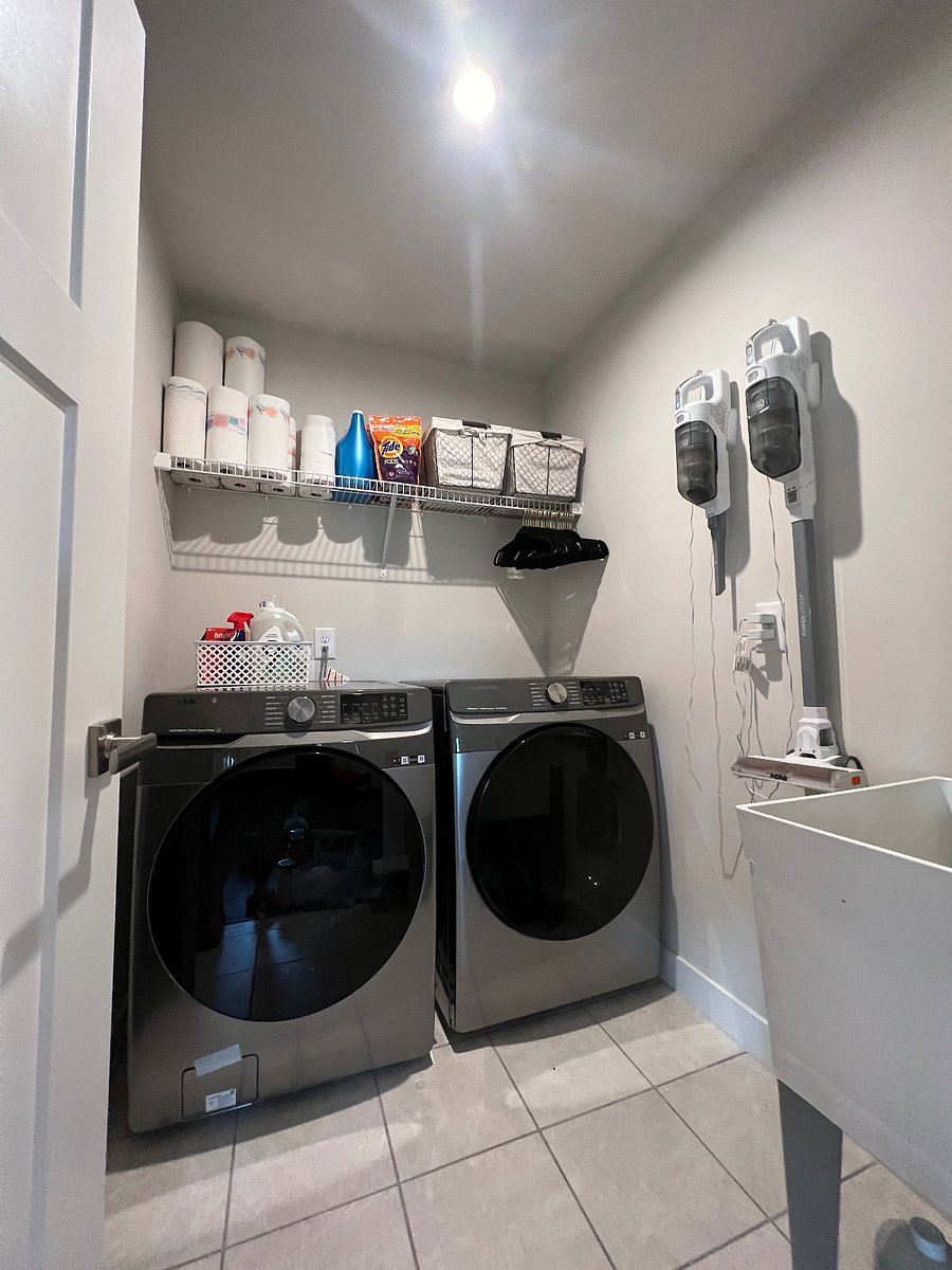 Washer and dryer - less than 4 years old