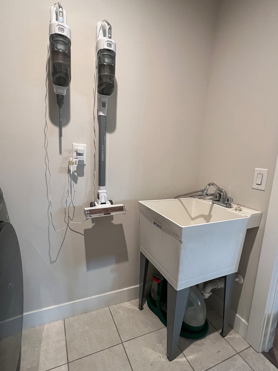Built in laundry sink
