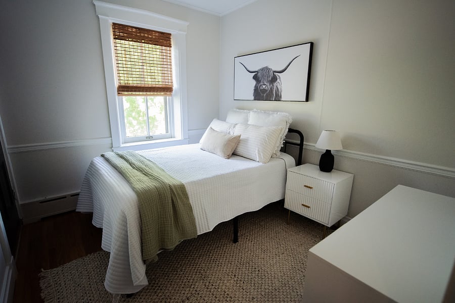 Full bed