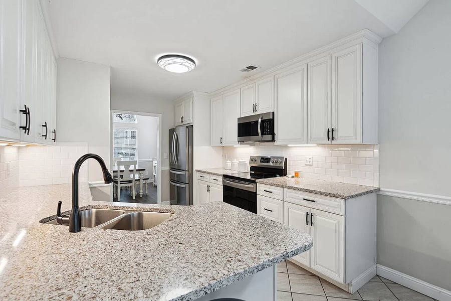 Furnished Finder property 716120_1 photo 16