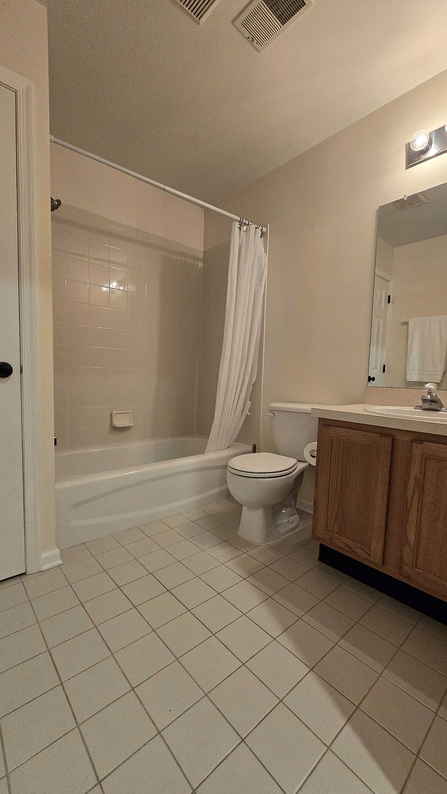 Furnished Finder property 716123_1 photo 26