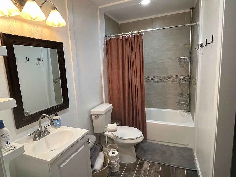 Full bathroom upstairs.