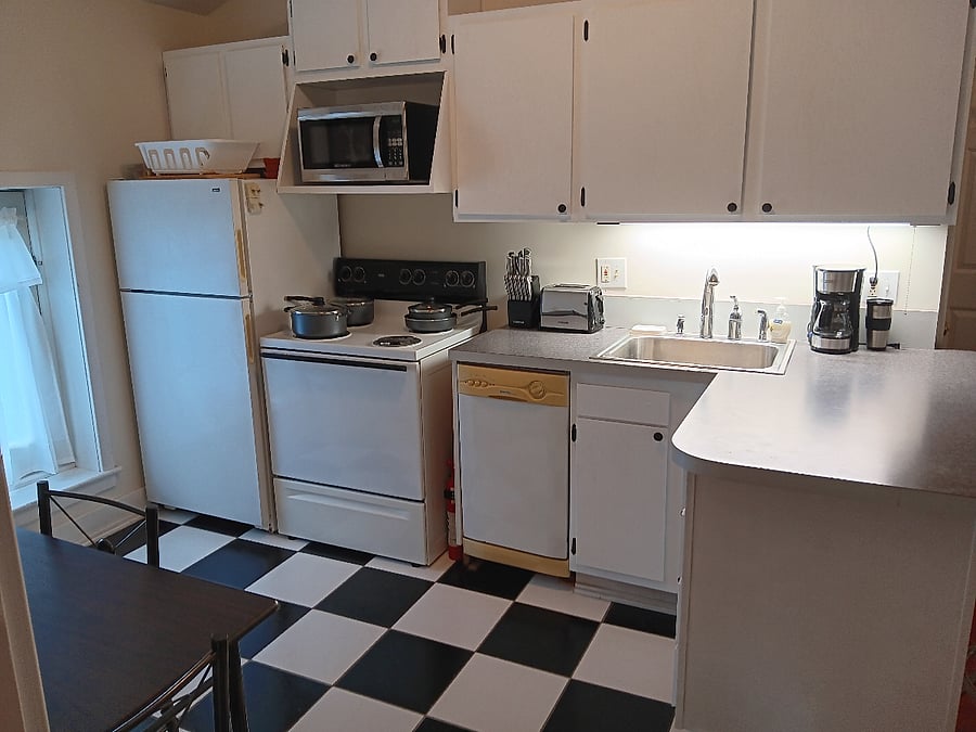 Furnished Finder property 716270_1 photo 12