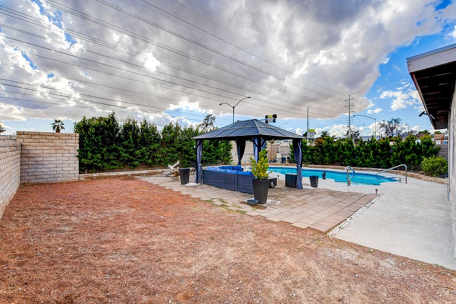 Furnished Finder property 716314_1 photo 38