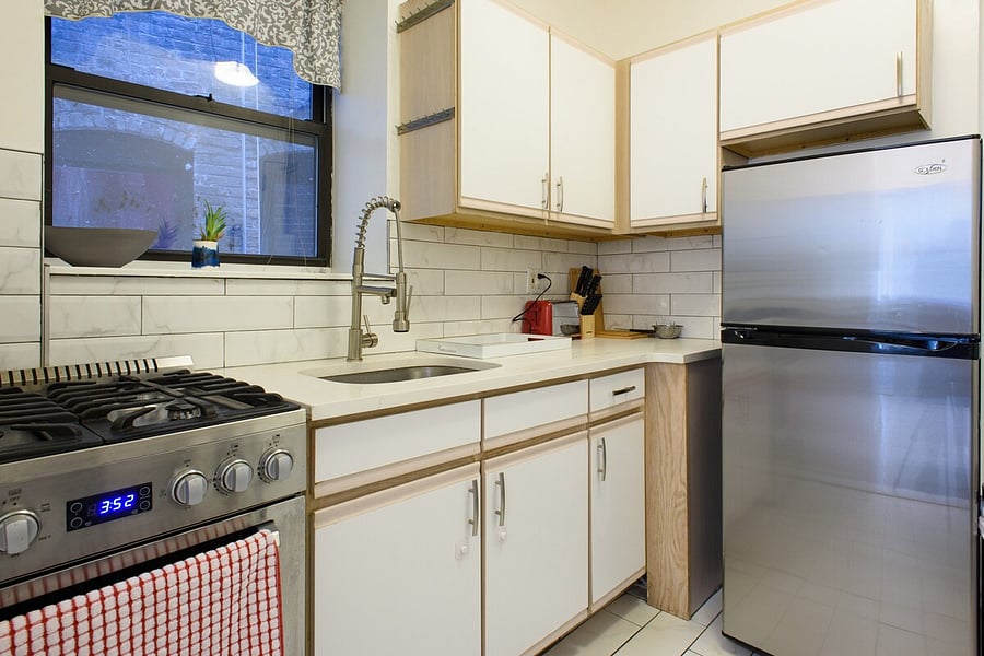 Furnished Finder property 716376_14 photo 22
