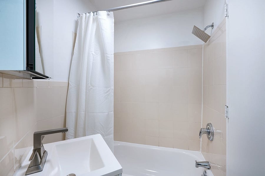 Furnished Finder property 716376_6 photo 13