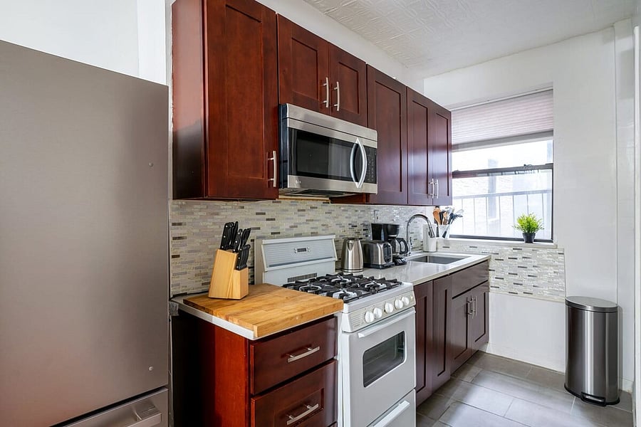 Furnished Finder property 716376_6 photo 18