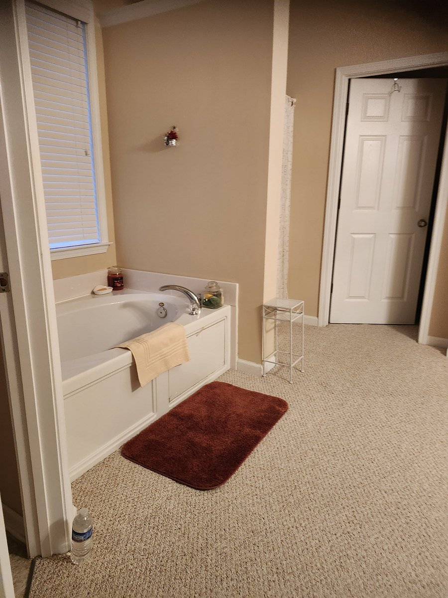 Furnished Finder property 716395_1 photo 25