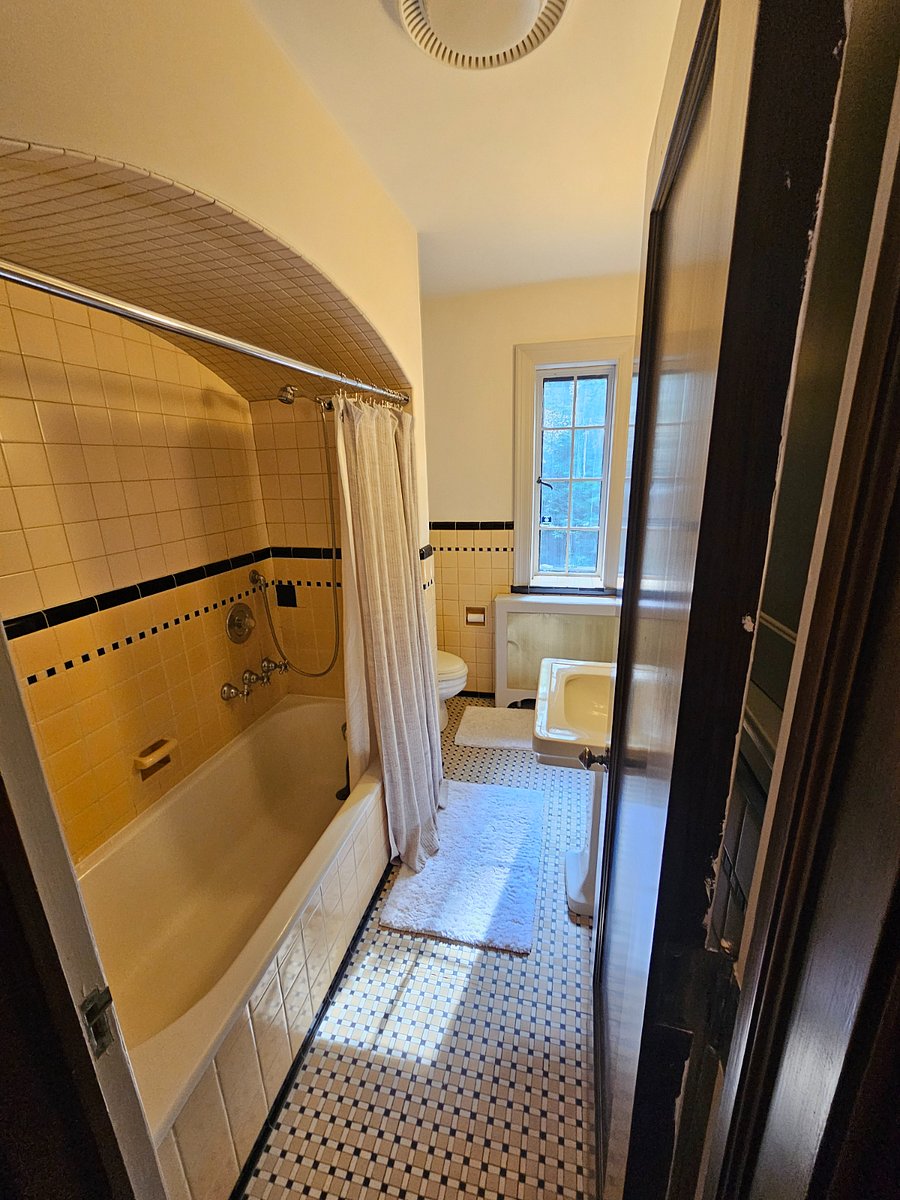 Furnished Finder property 716399_1 photo 16