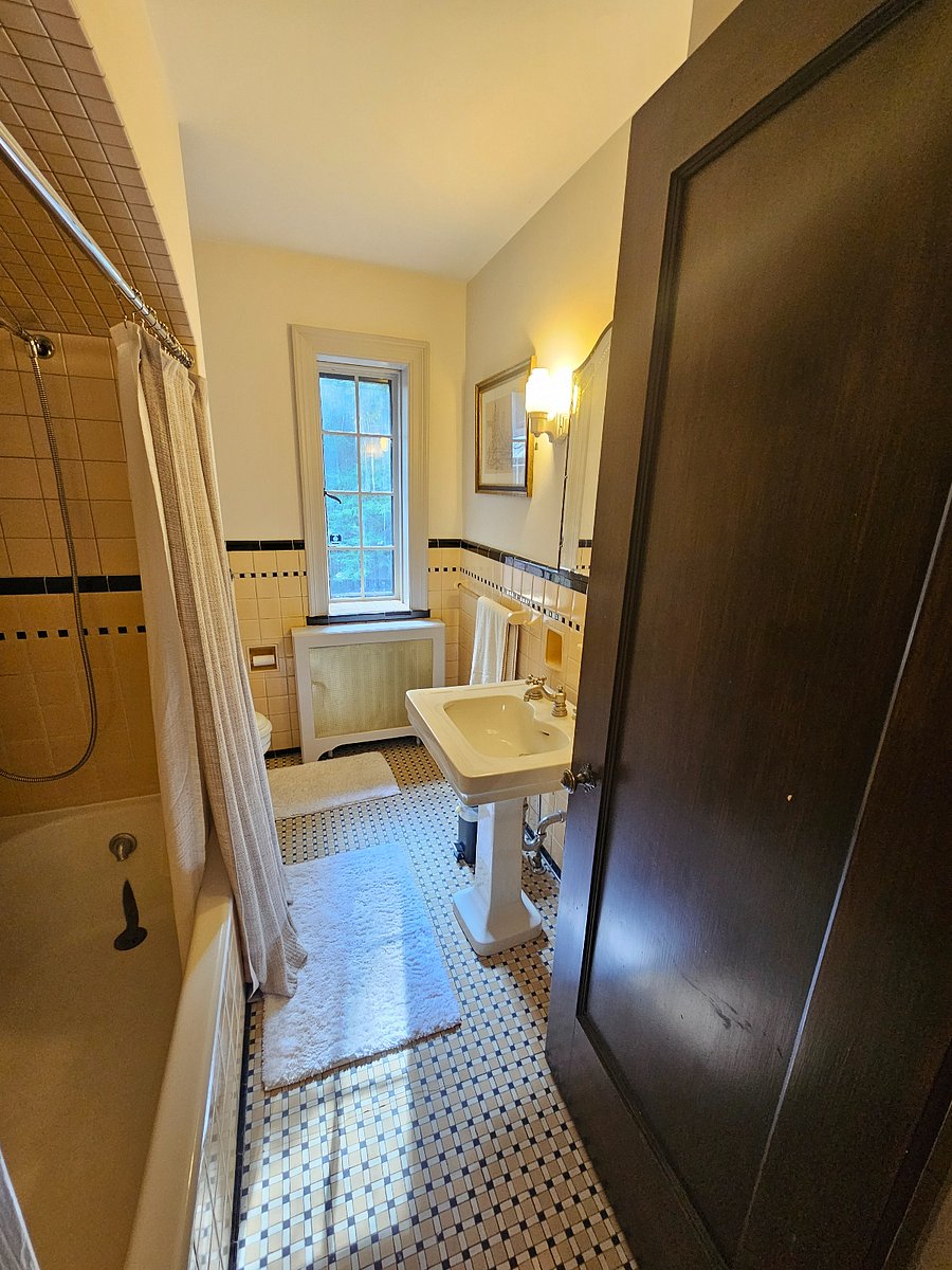 Furnished Finder property 716399_1 photo 17