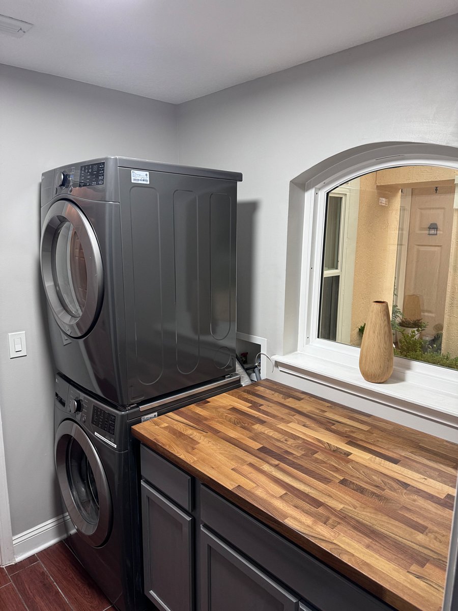 New LG washer and dryer with folding table.