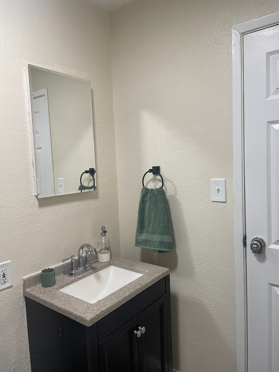 Furnished Finder property 716491_2 photo 17